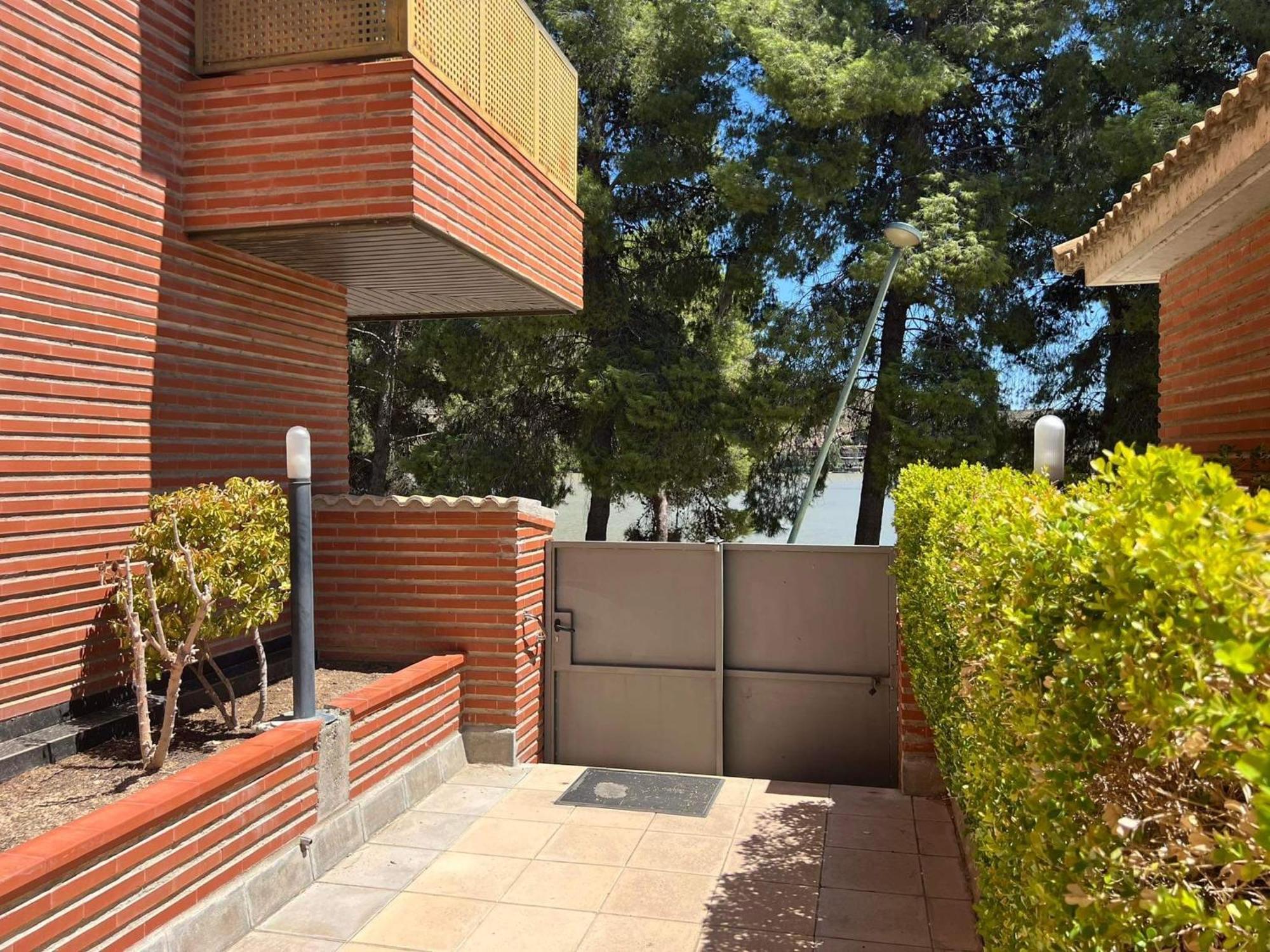 דירות Casa מקיננסה מראה חיצוני תמונה